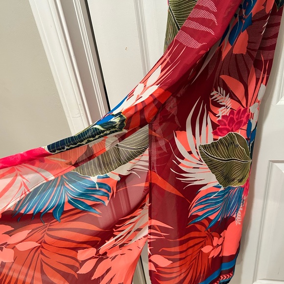 Express Tropical Floral Maxi Dress - Picture 4 of 15